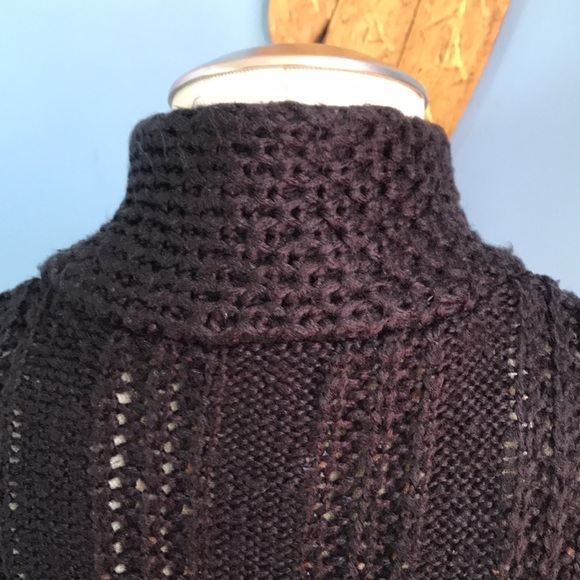 Chico’s black cable knit vest size 0 - Picture 5 of 9